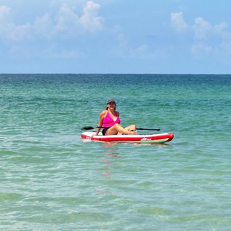 Beautiful Waterfront Beach Cottage. Sleeps 6 Clearwater Beach Buitenkant foto